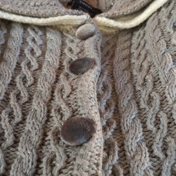 Tahari brand sparkle top - Picture 4 of 5